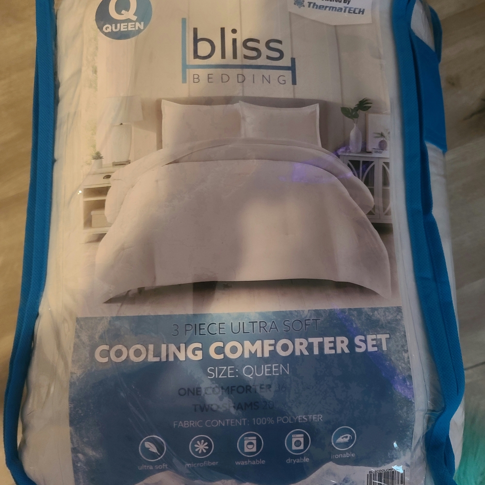 Bliss Ultra Soft Cooling Comforter Set - White